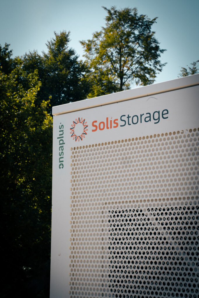 Solis Storage branding on the ONSA Plus battery cabinet at the farm in Žarnov